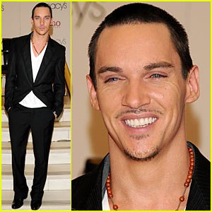 jonathan-rhys-meyers-hugo-boss.jpg