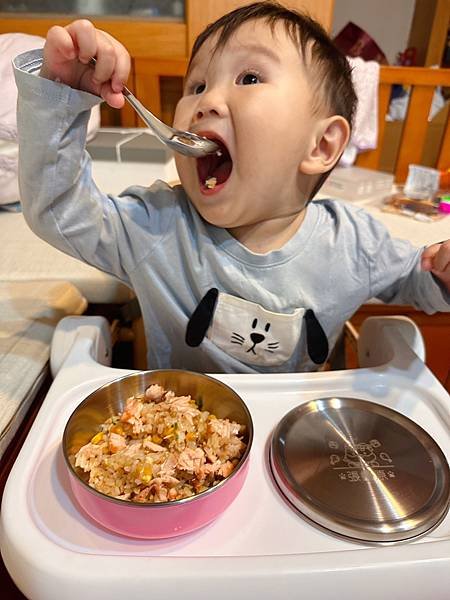 幼兒園必備的三色碗竟然也能客製化？快點來看看吧！