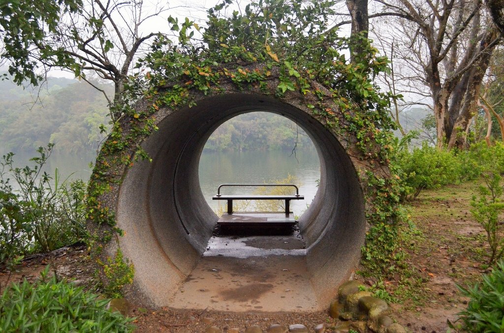 後龍● 東山飄雨西山晴