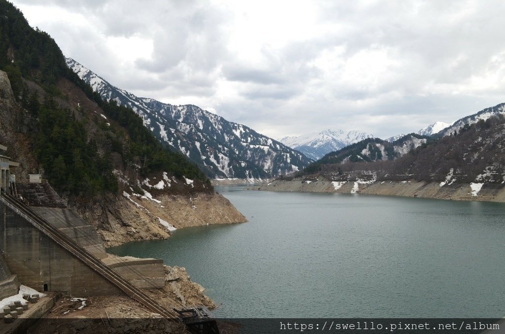 日本中部● 黑山合掌上高地