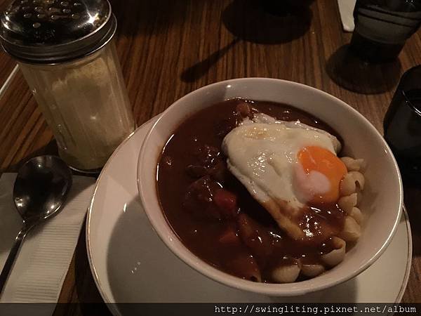 牛肉咖哩通心麵