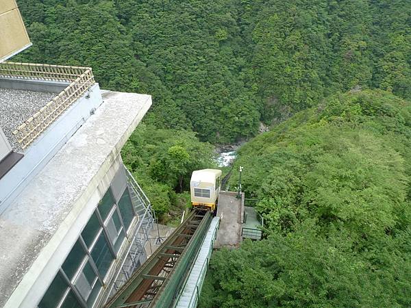 和之宿-Hotel祖谷溫泉，泡湯要搭纜車，太酷了