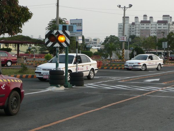 台中駕訓班世華駕訓班 007.jpg