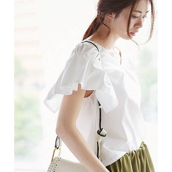 Tuck frill sleeve blouse-1.jpg