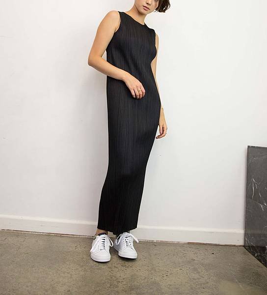 0G4A0003Issey_Miyake_Pleats_Please_Basic_Dress.jpg