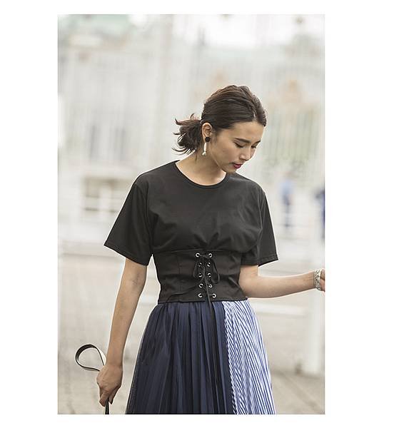 Corset belt T shirt-1.jpg