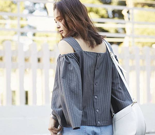 Flare sleeve tops.jpg