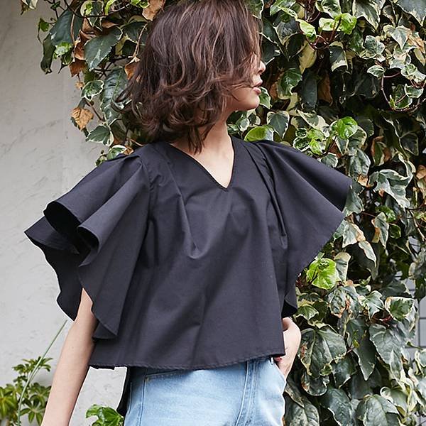 Volume flare sleeve tops.jpg