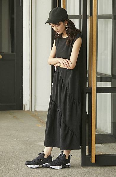 210317kuih_model-4551_424x650_crop_center@3x.jpg