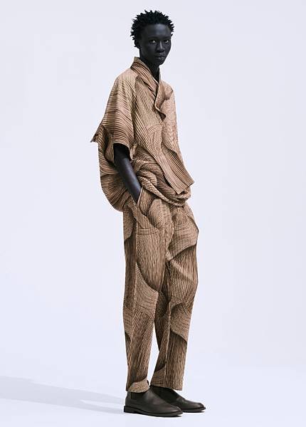 【想要什麼，seki買給你】11月新品 PLEATS PLE