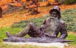 Irvington_statue_of_Rip_van_Winkle