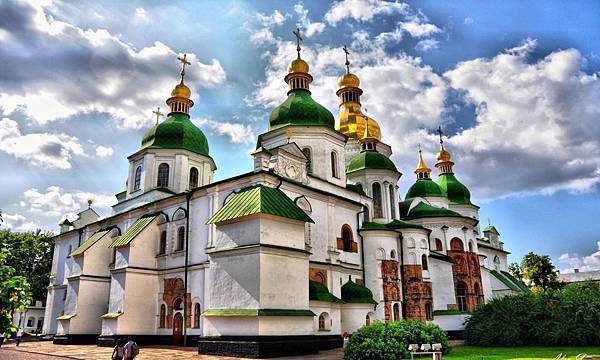 Saint-Sophia-Cathedral-in-Kiev.jpg