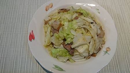 鹹豬肉炒高麗菜