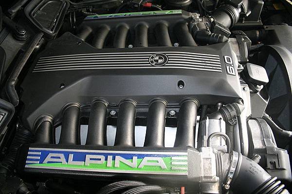 Alpina B12 6.0_026.jpg