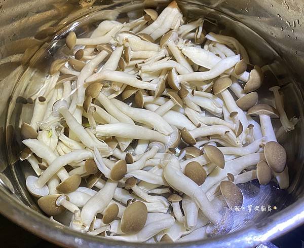 20240620 涼拌菇菇四季豆
