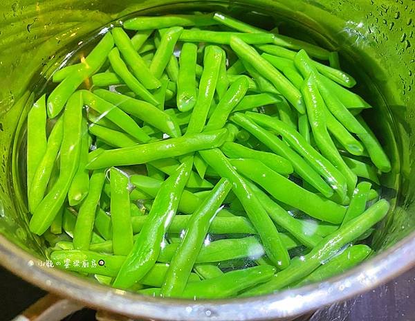 20240620 涼拌菇菇四季豆