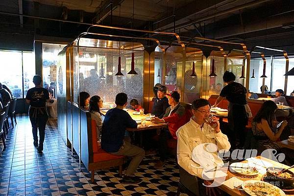pingsbistro-3.jpg
