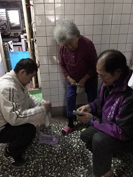 縣府委託頭城區的口罩 送達完成_200314_0031.jpg