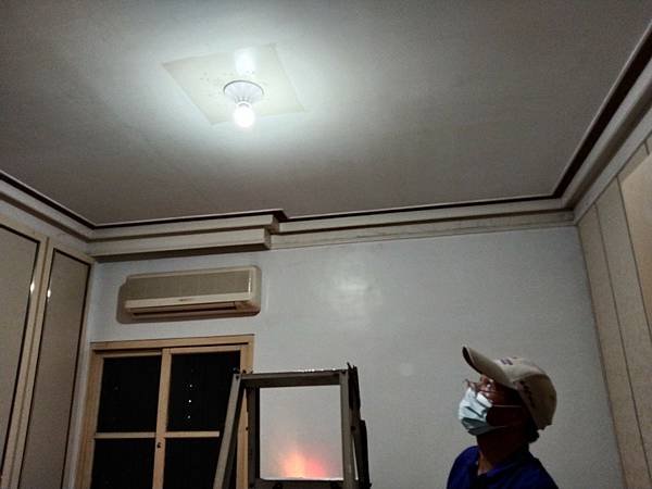 LINE_ALBUM_20230810萬海裝置燈具壯圍_230810_16.jpg