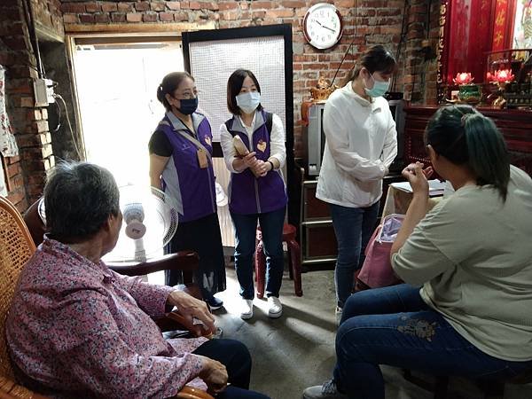 LINE_ALBUM_20231104緊急救援系統裝置訪視_231105_2.jpg