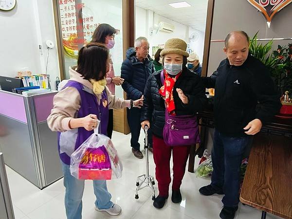 LINE_ALBUM_1140208林園療癒老寶貝課程_250208_123.jpg
