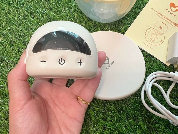 育兒好物【新貝樂 Hand Free2.0調頻免持電動吸乳器
