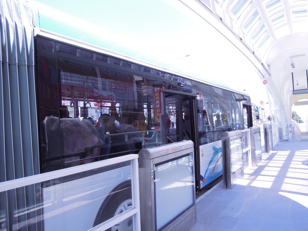 台中市快捷公車(彰化要捷運再等30年)