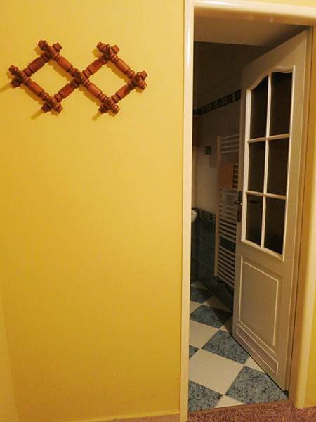 telc013.JPG