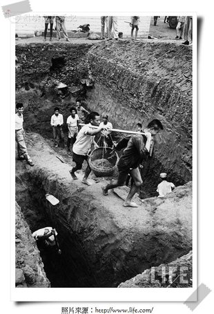 Chinese Nationalist soldiers on Quemoy Island, while digging trenches for protection against Red Chinese shelling--3.jpg