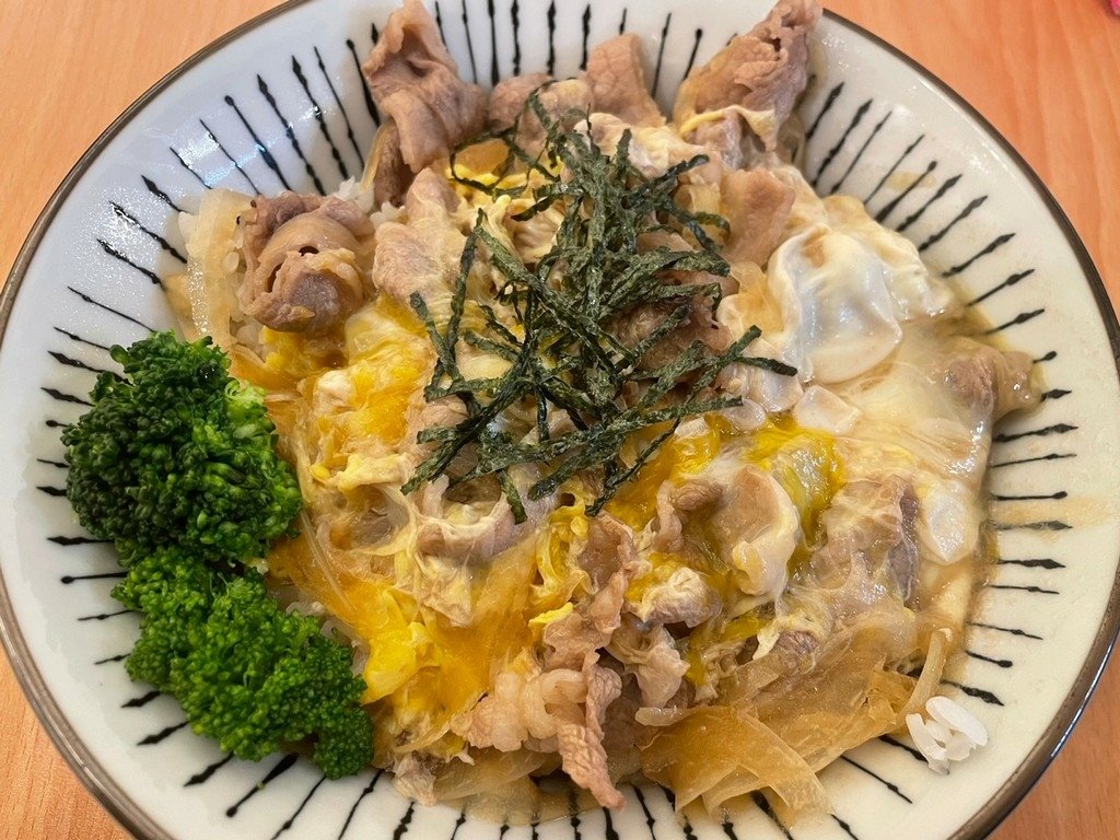 行天宮站美食(尚可).毳食堂.北辰談吃~主打丼飯與咖哩飯，還