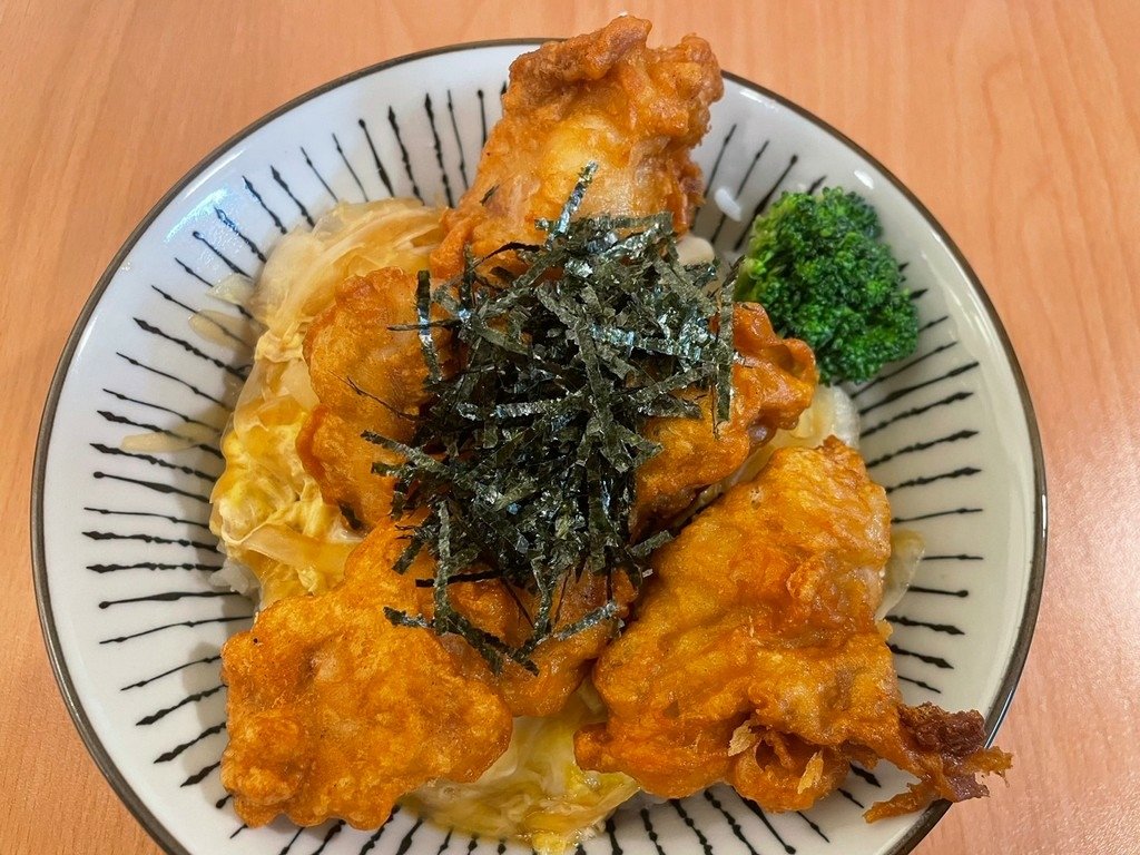 行天宮站美食(尚可).毳食堂.北辰談吃~主打丼飯與咖哩飯，還