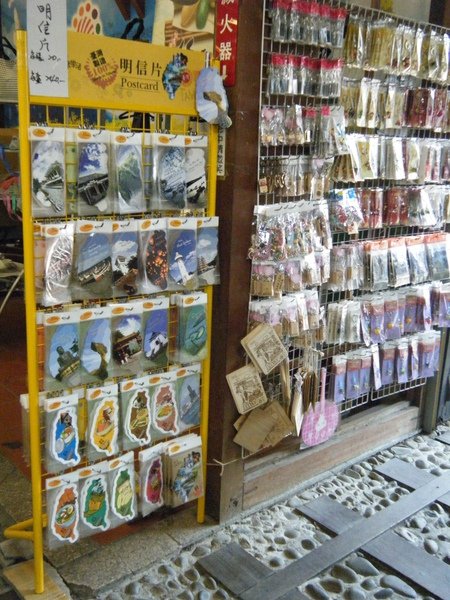 集車站賣店.JPG