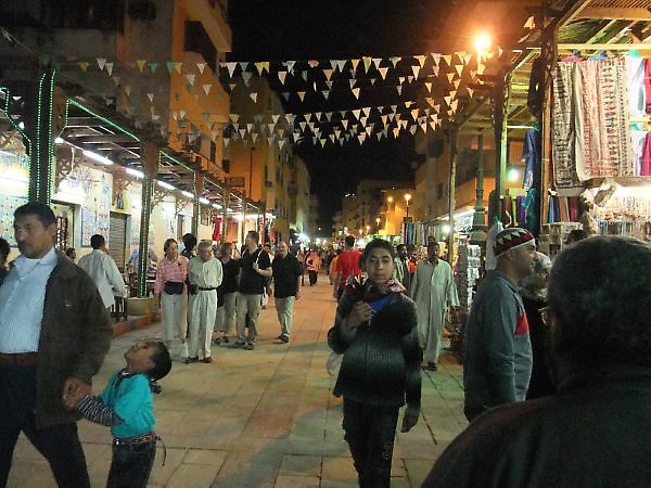 aswan night market.jpg