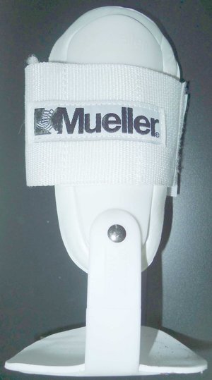 護踝：Mueller MUA4554 (1)