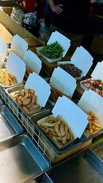 台北大同-大稻埕太平市場料理好味道，簡單即可上桌-太平雞捲
