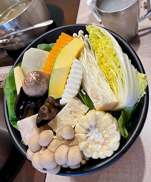 新北三峽-多樣化鍋物A5和牛吃爽爽-大魔大滿足鍋物(三峽北大