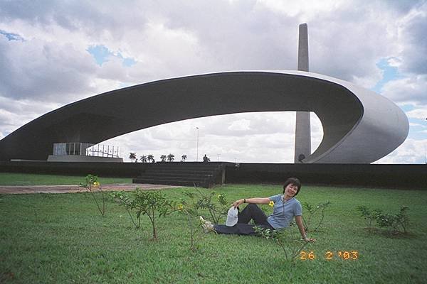 01870165.jpg