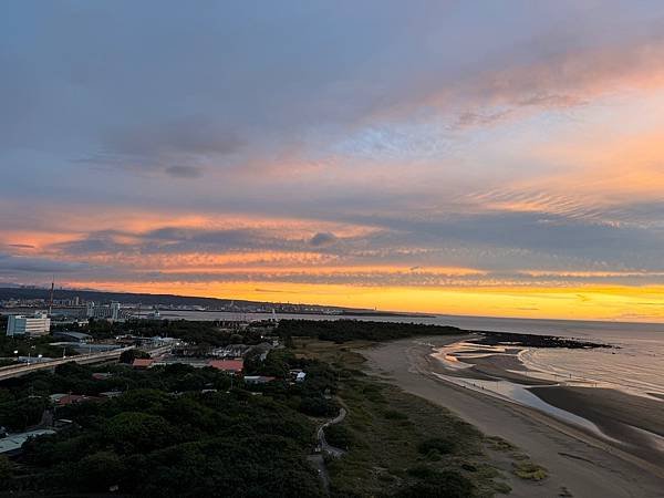 颱風前的夕陽