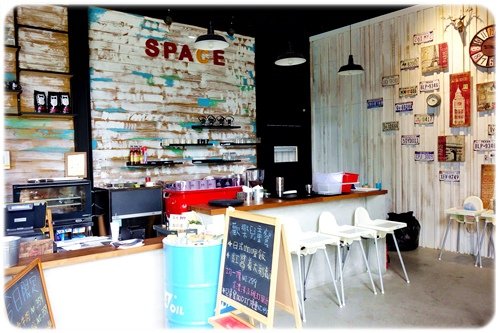 space cafe (24).JPG