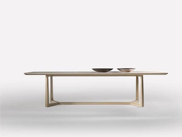 jiff_table_flexform_1.jpg