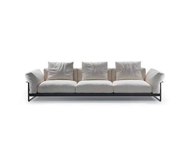 zeno light_sofa_flexform_1.jpg