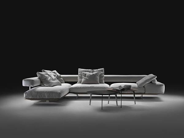 wing_sofa_flexform_8.jpg