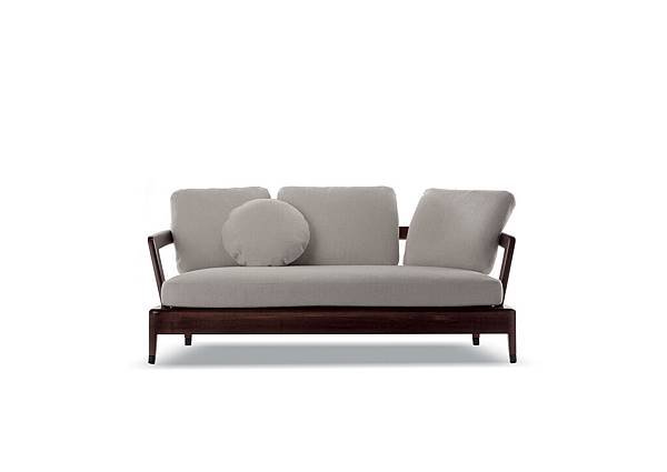 virginia indoor_sofa_1.jpg