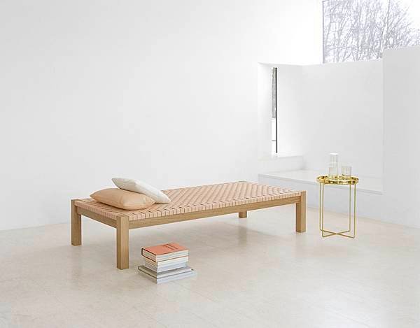 FK01_THEBAN-DAYBED-4.jpg