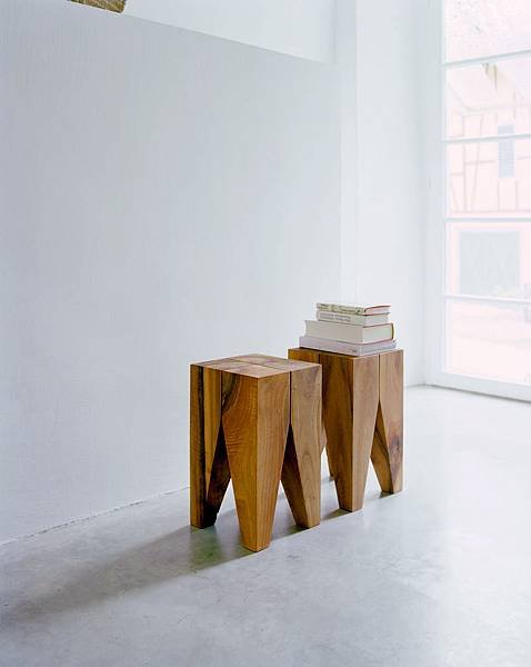 ST04_BACKENZAHN STOOL-34.jpg