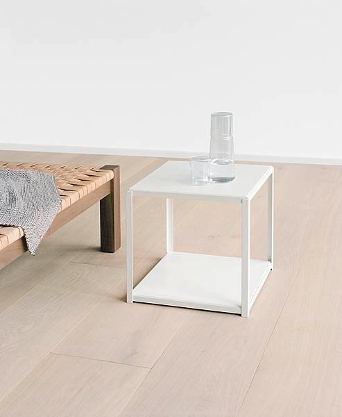 FK12_FORTYFORTY SIDE TABLE-33.jpg