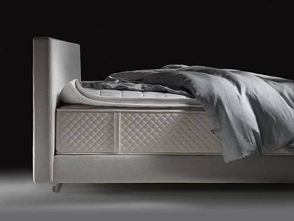 magnum_bed_flexform_4.jpg