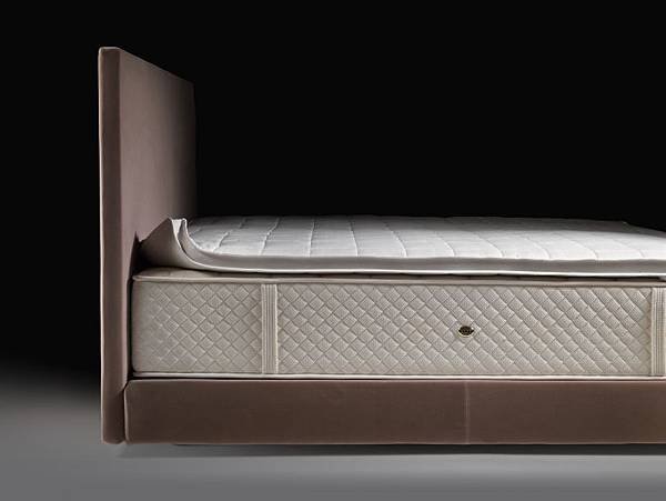 oltre_bed_flexform_4.jpg