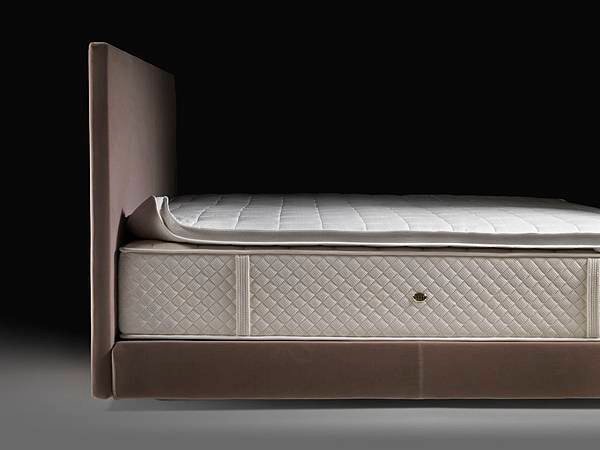 oltre_bed_flexform_17.jpg