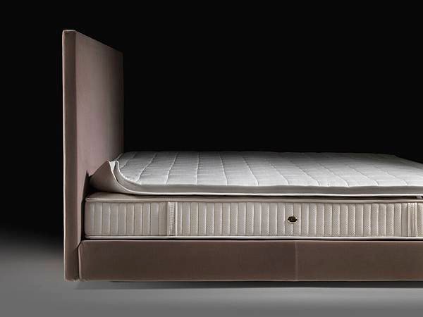 oltre_bed_flexform_16.jpg